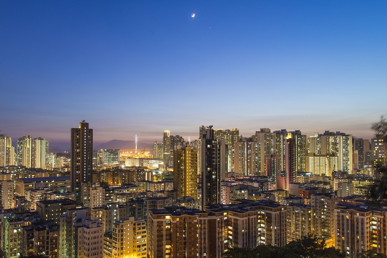 香港今天晚上开什么号超越视界，看泰山不高的启示，香港今晚彩票号码揭晓，超越视界，泰山启示下的智慧选择